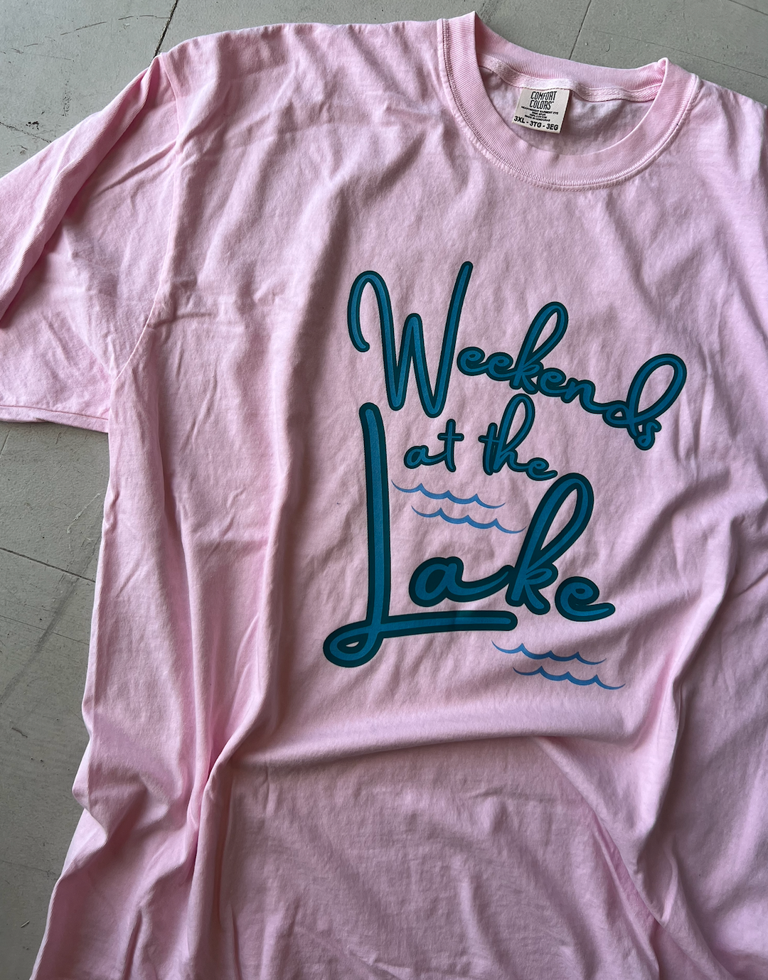 Weekends At the Lake Graphic Tee | Curvy Available