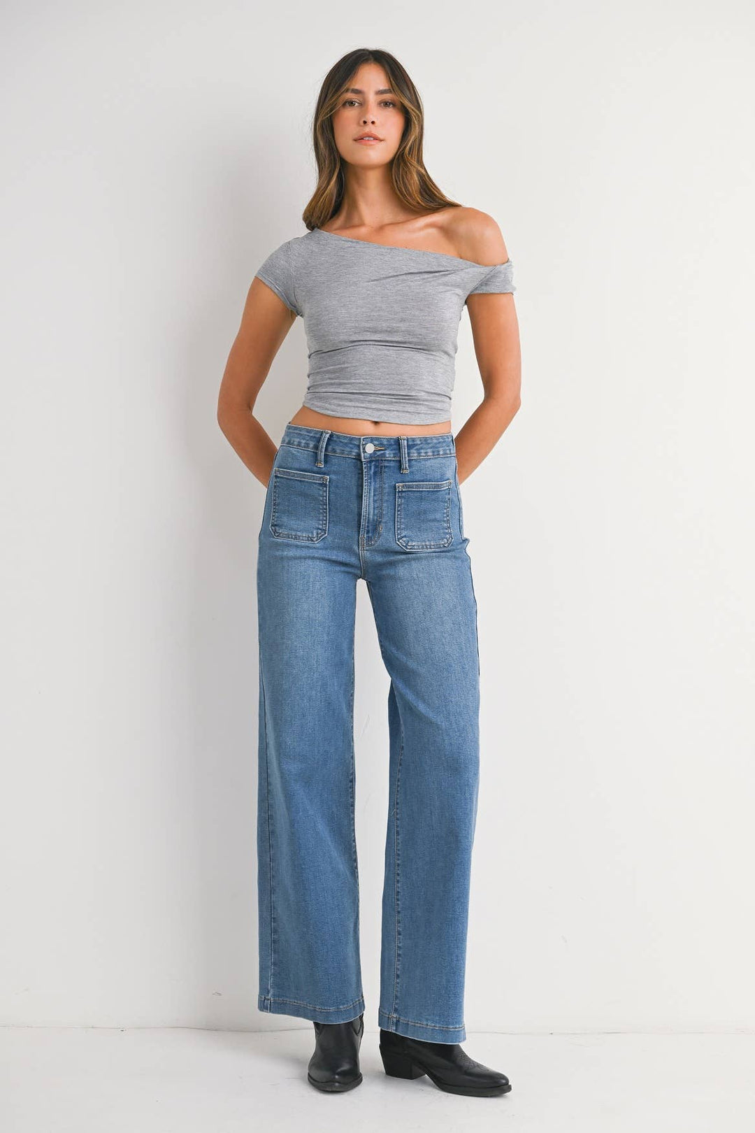Mini Patch Pocket Wide Leg Jeans