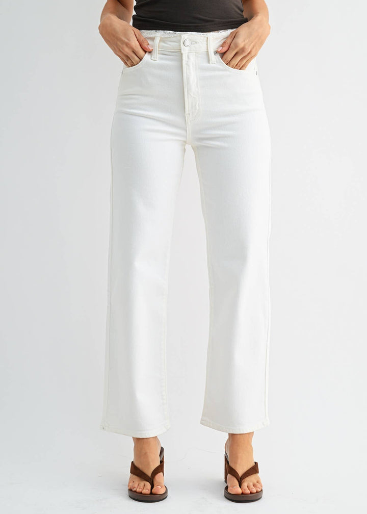 Vintage Straight High Rise Jeans | White