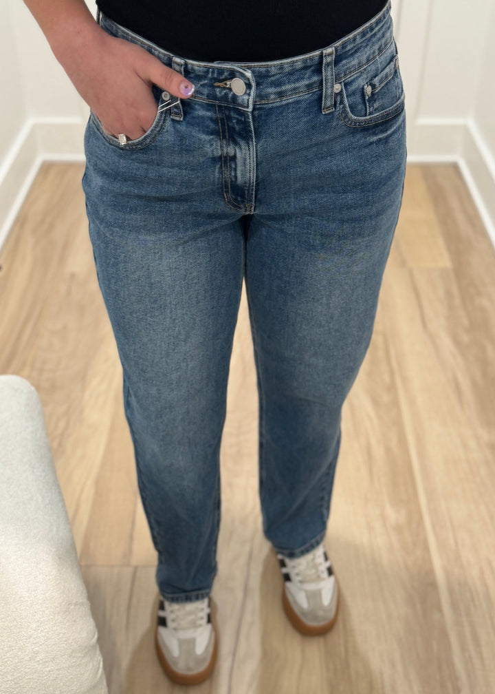 JBD Medium Wash Boyfriend Jeans
