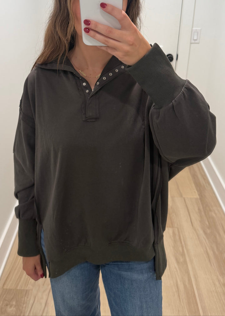 Running Late Pullover | Blue, Mocha, Charcoal