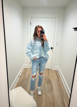 Load image into Gallery viewer, Light Denim Oversized Jacket
