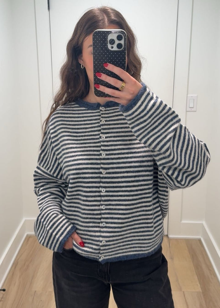 Weekend Mood Cardigan | Denim