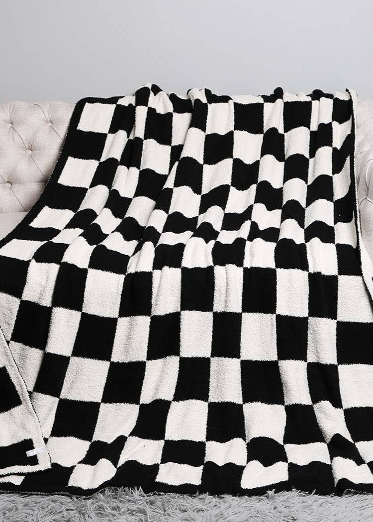 Checkerboard Patterned Throw Blanket | Black | Restock