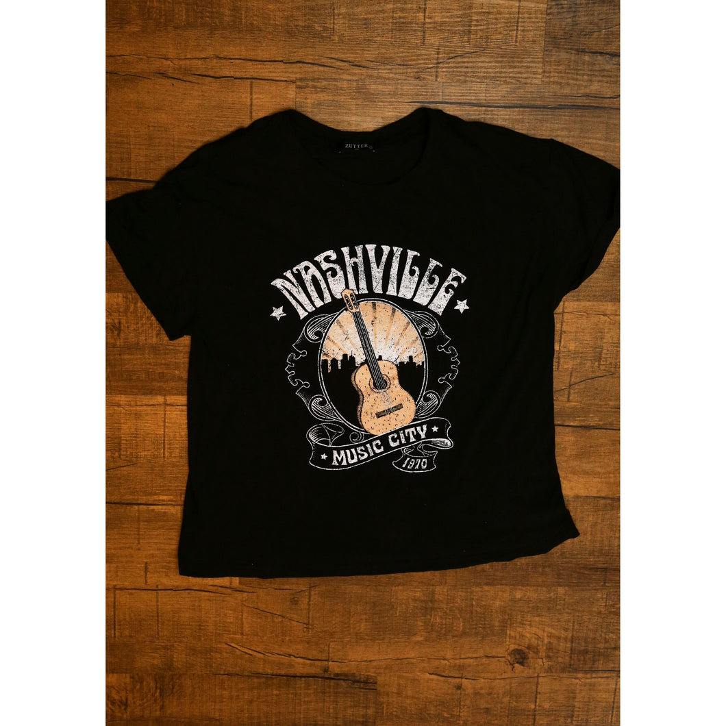 Nash Graphic Tee - Curvy